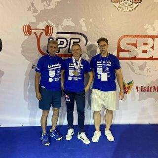 Leonardo technology SK s.r.o. myslí aj na šport a mladé talenty. Sme hrdým partnerom Klubu silového trojboja Senica a s...